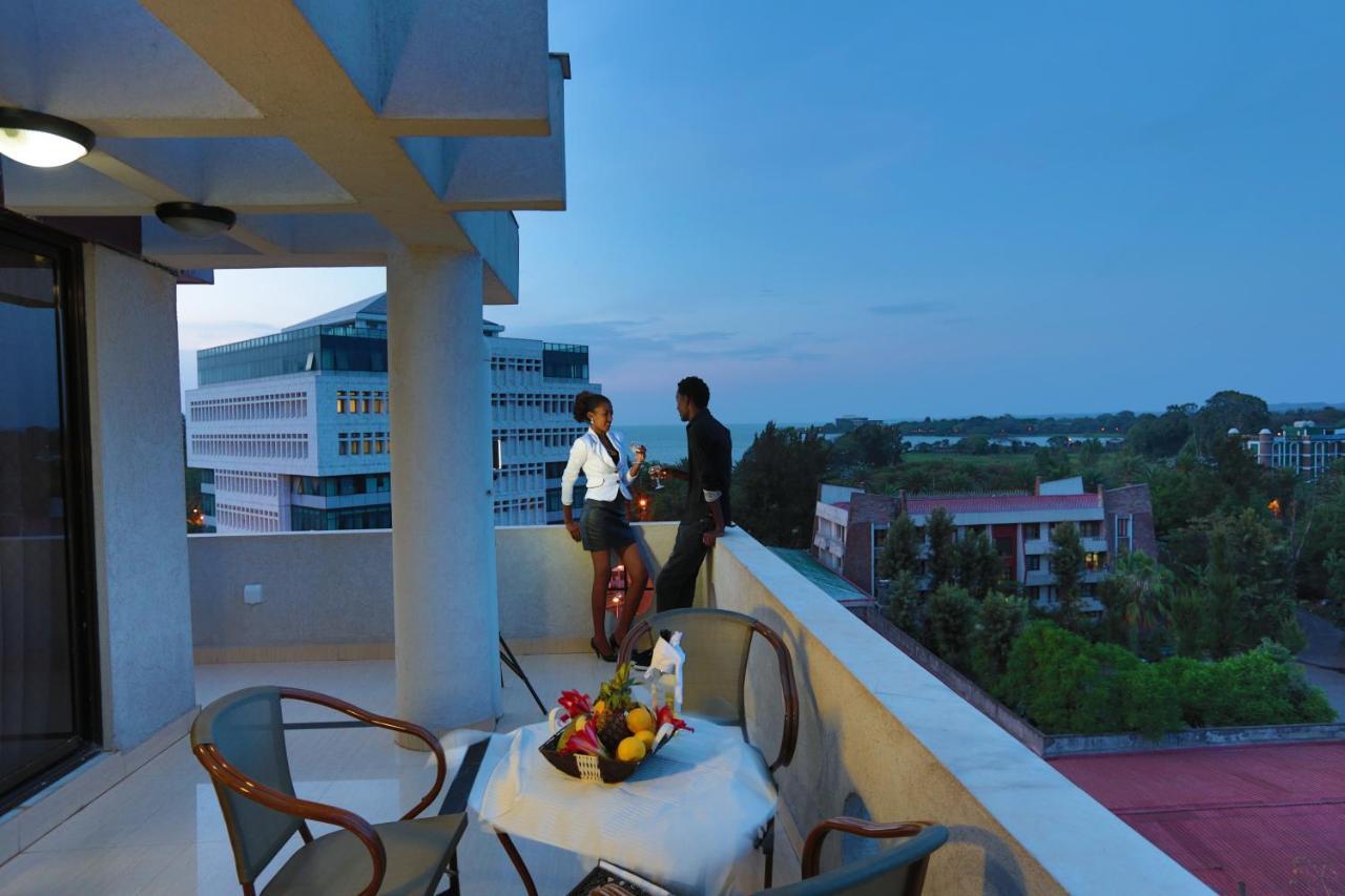 Rahnile Hotel Bahir Dar Exterior foto